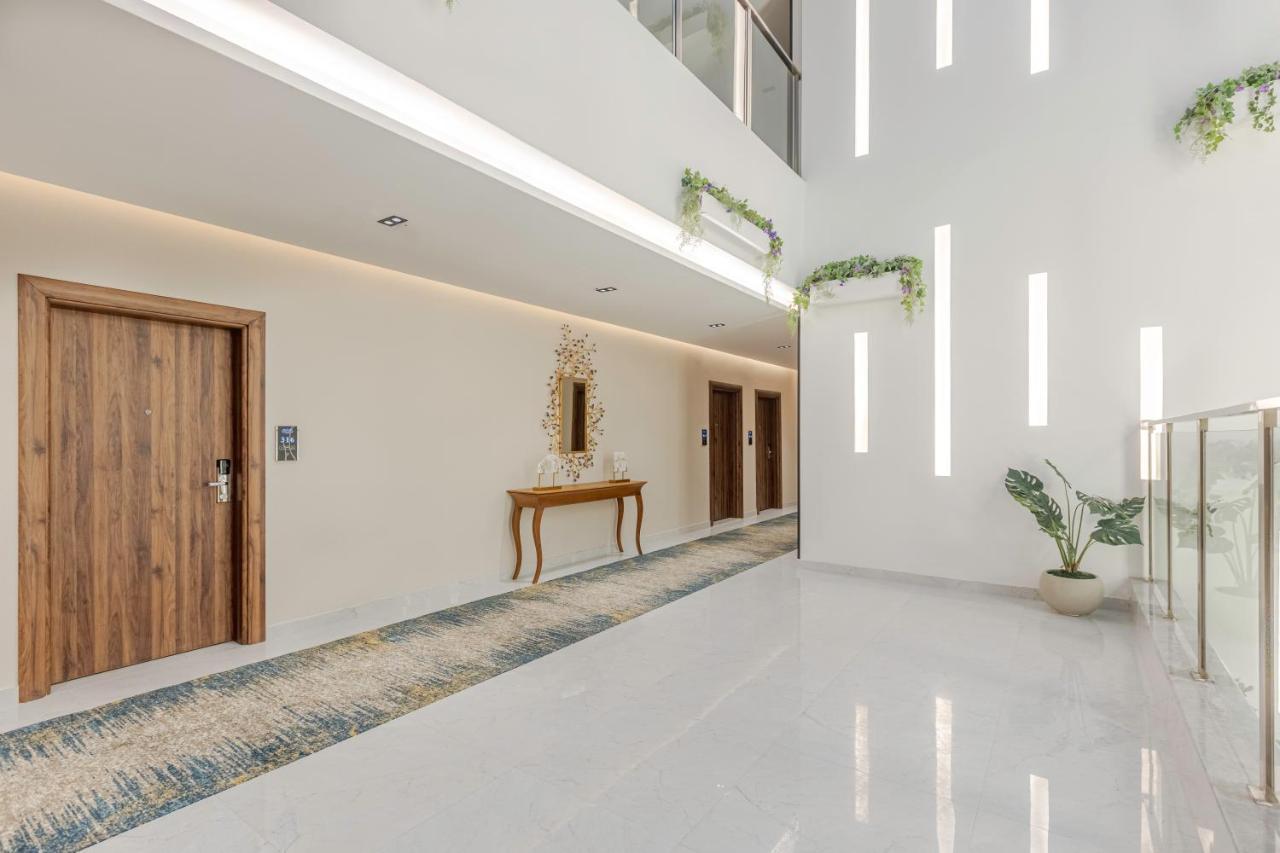 Seven Gardens Hotel Riyadh Exterior photo
