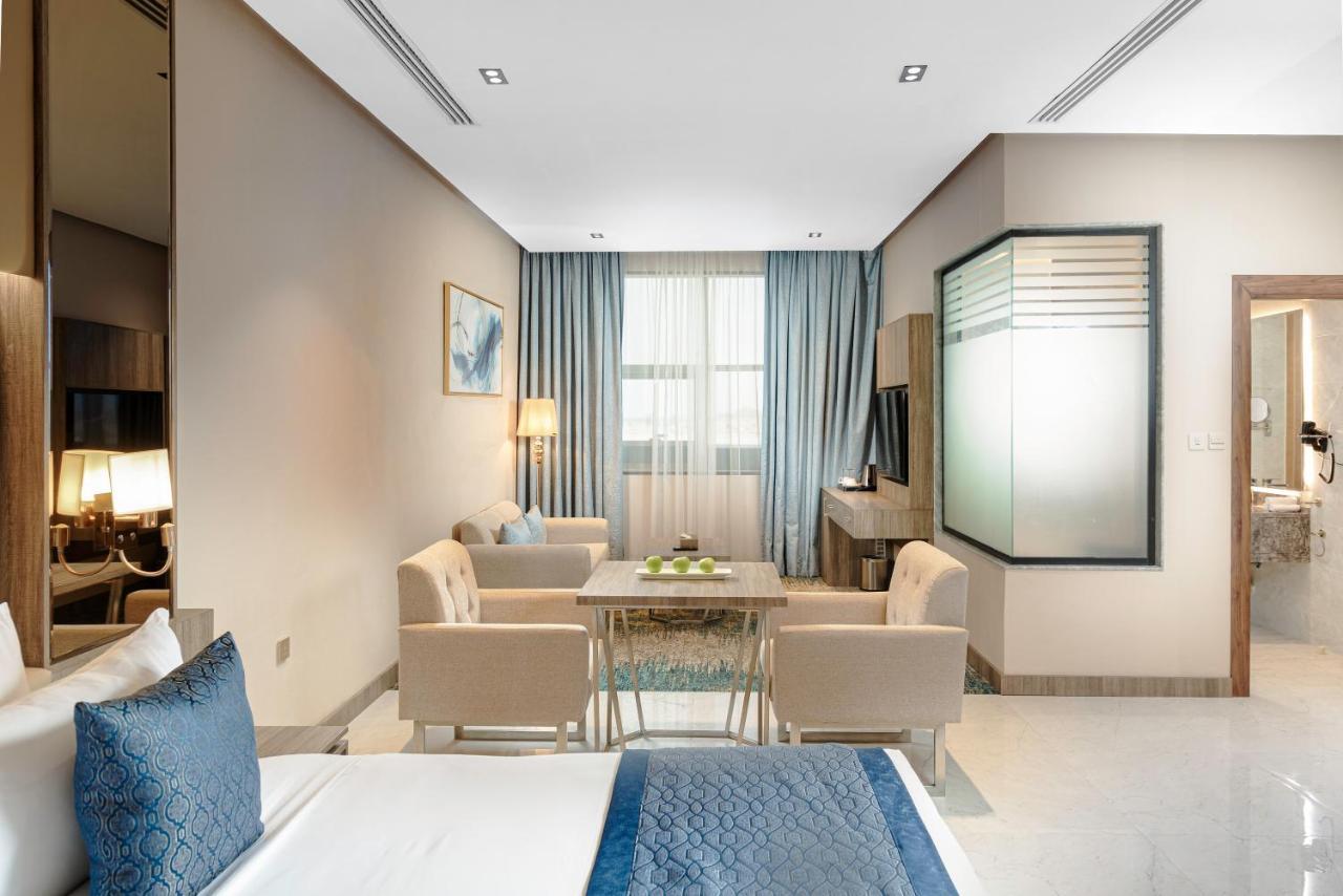 Seven Gardens Hotel Riyadh Exterior photo
